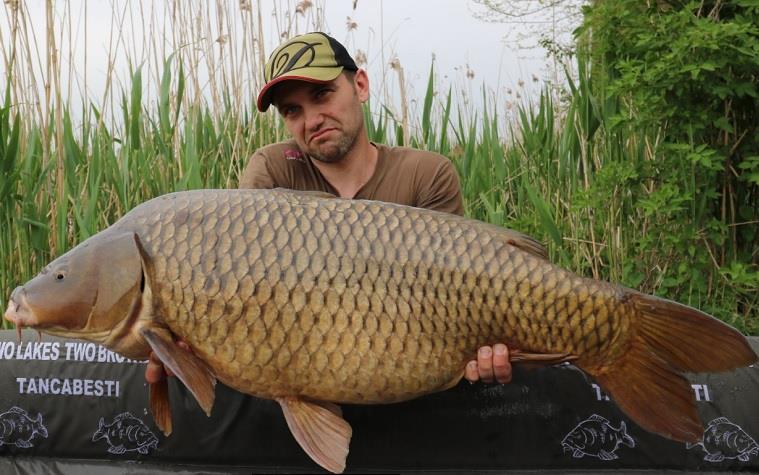 Pescuitul plantat cu saculeti.